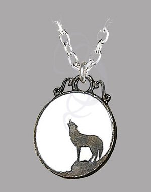 Wolf Pendant with 21 Inch Chain